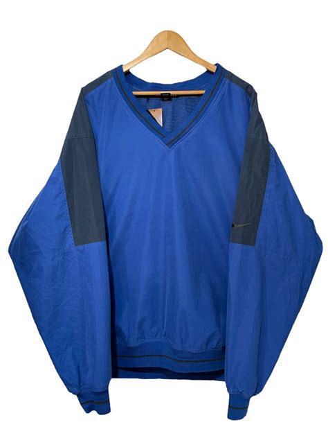 v neck nylon pullover.